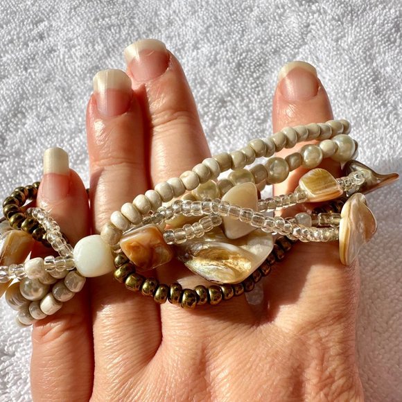 White and Brown Seashell Stretch Multi Layer Bracelet - Picture 5 of 8